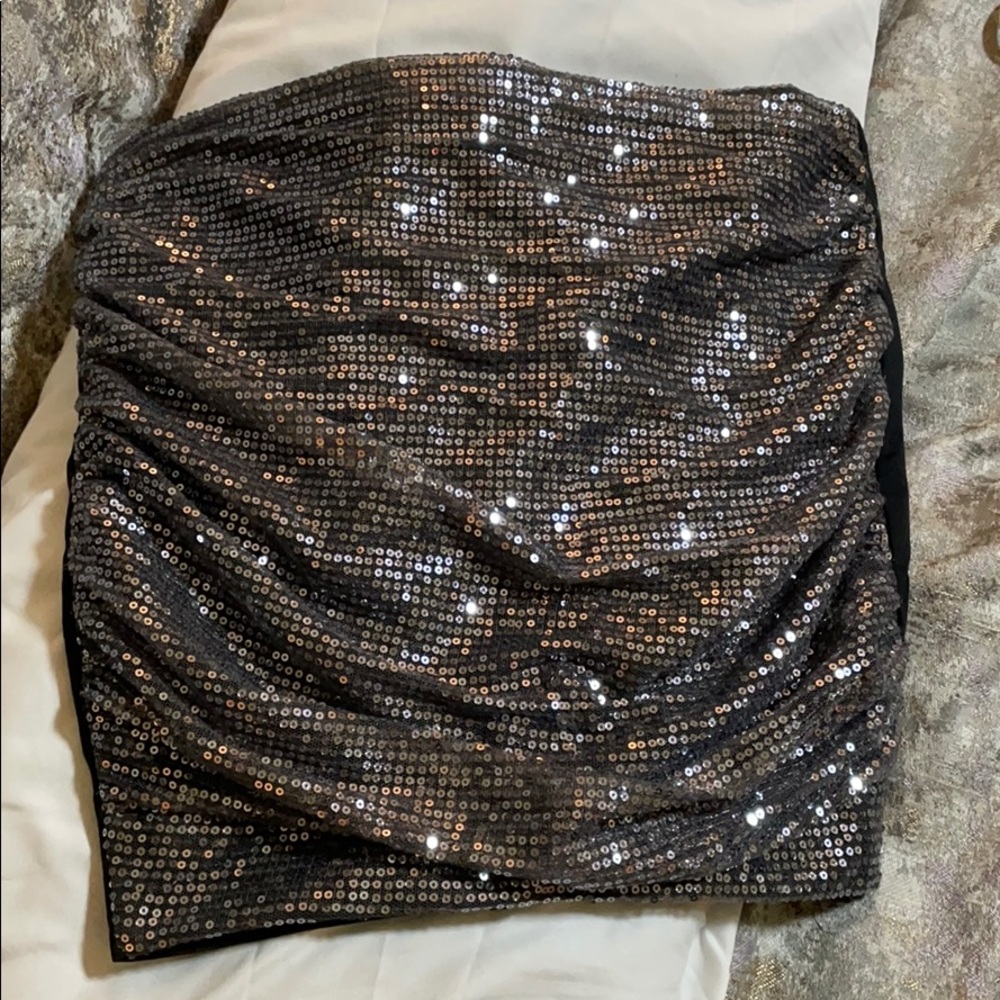 Tube top shimmery party